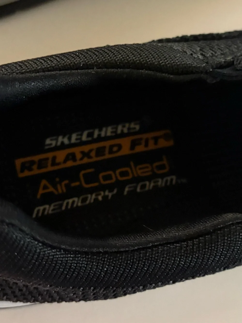 Skechers easy slip